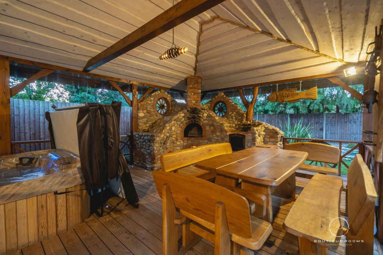 The Retreat Sauna & Hot Tub Boutique Rooms Great Paxton Exterior photo